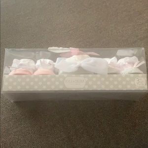 Kyle & Deena Baby Booties